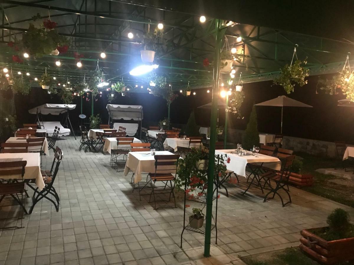 Hotel Iasicon Lacul Roşu Exterior foto